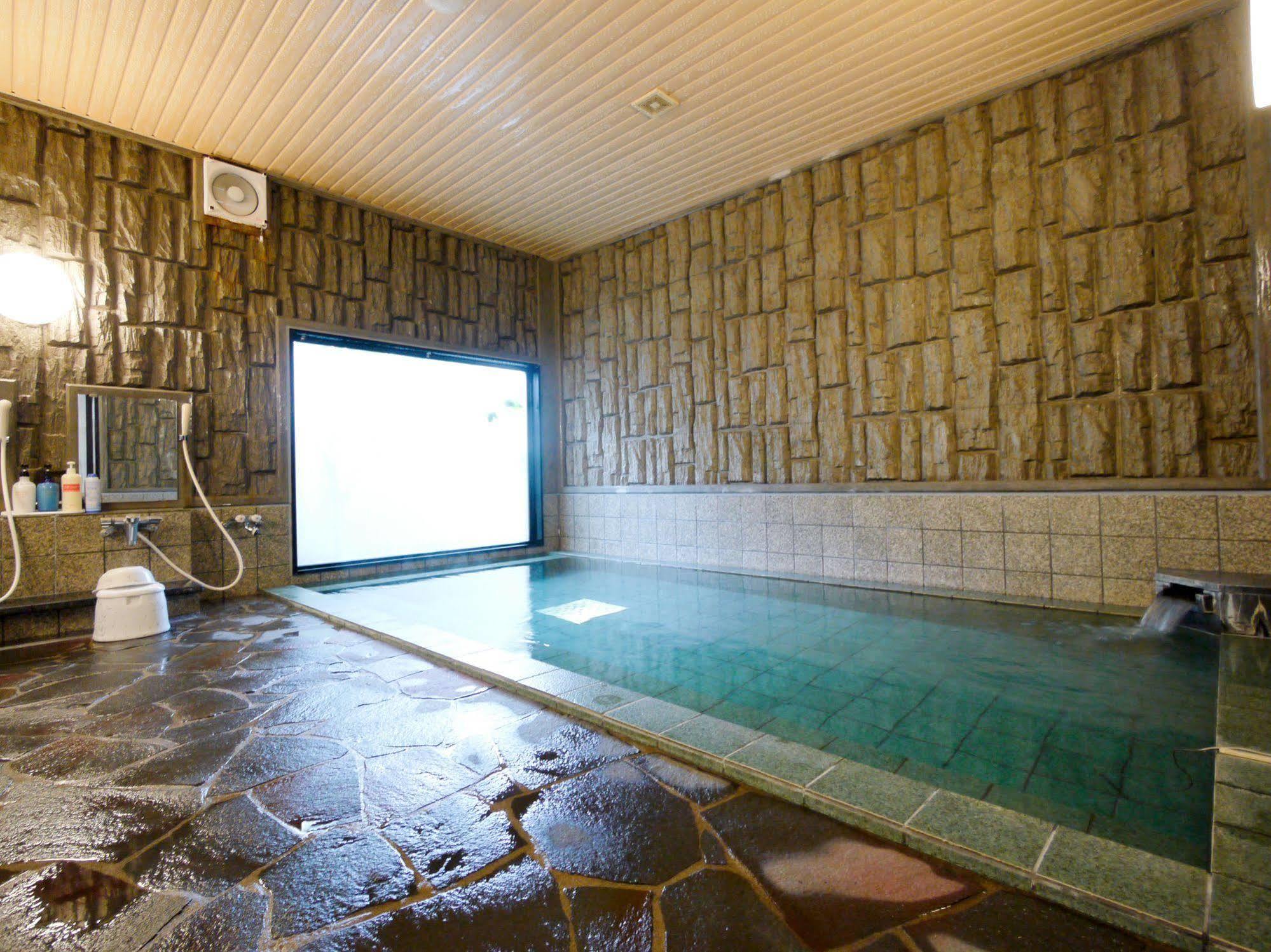 Hotel Route-Inn Akita Tsuchizaki Bagian luar foto